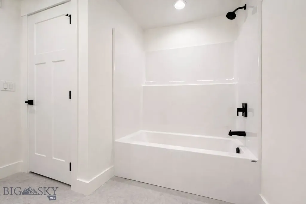 864 Accolade Loop Belgrade MT 59714