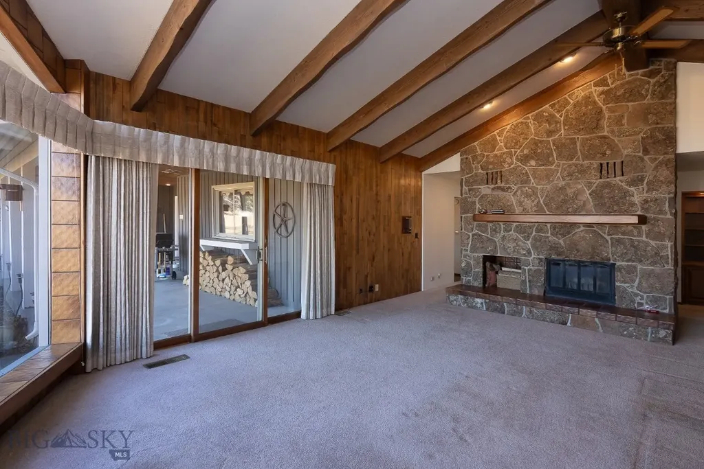 25 Riverside Drive Bozeman MT 59715
