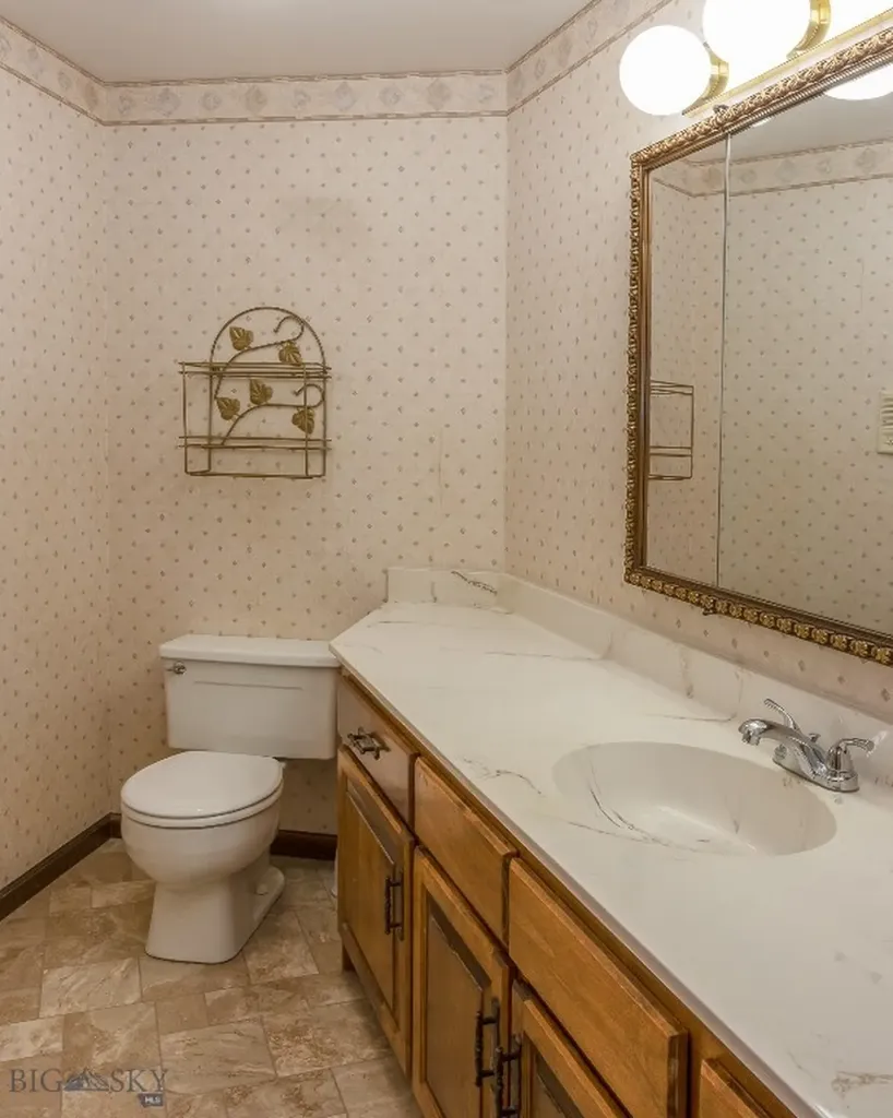 25 Riverside Drive Bozeman MT 59715