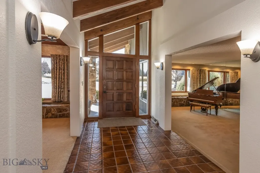 25 Riverside Drive Bozeman MT 59715