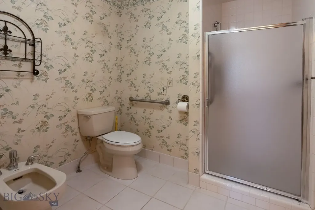 25 Riverside Drive Bozeman MT 59715