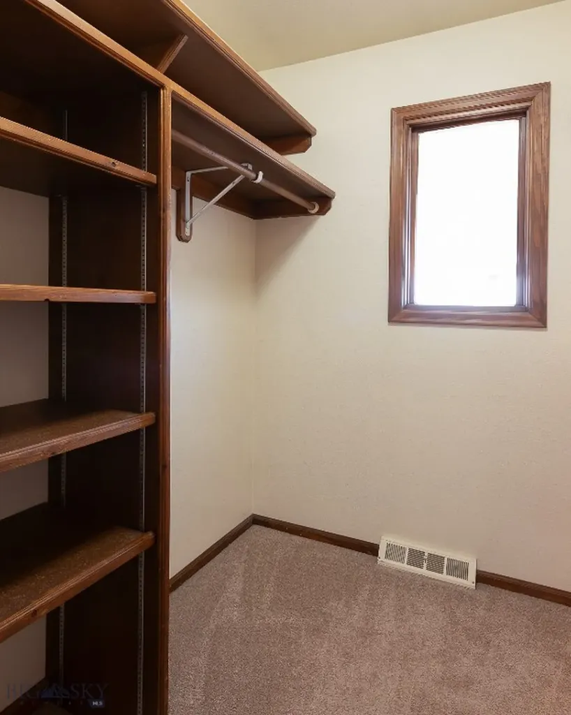 25 Riverside Drive Bozeman MT 59715