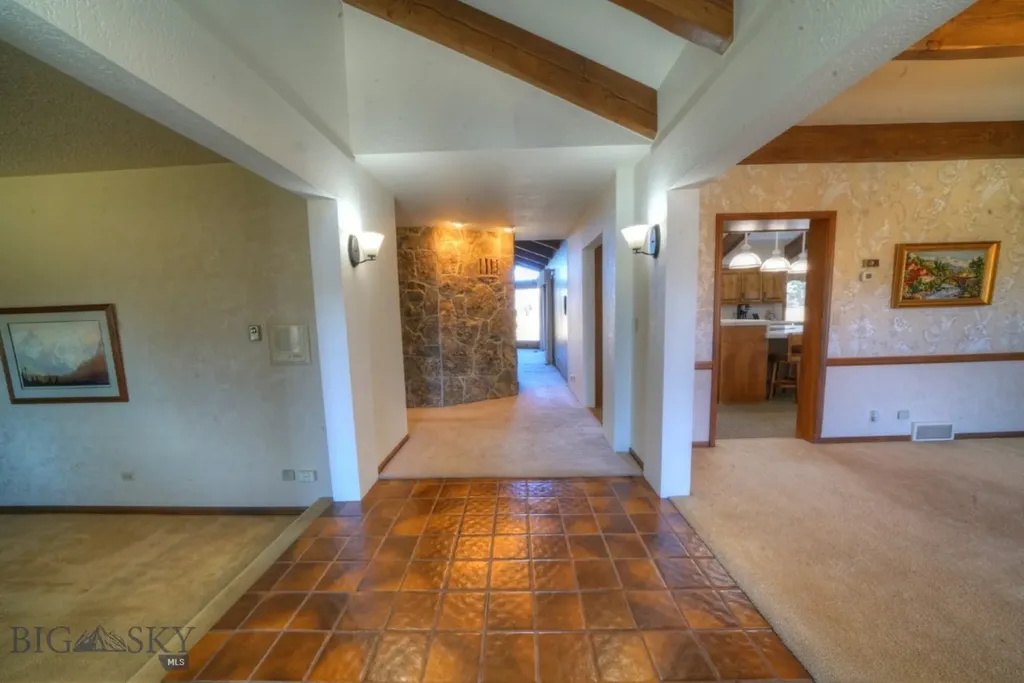 25 Riverside Drive Bozeman MT 59715