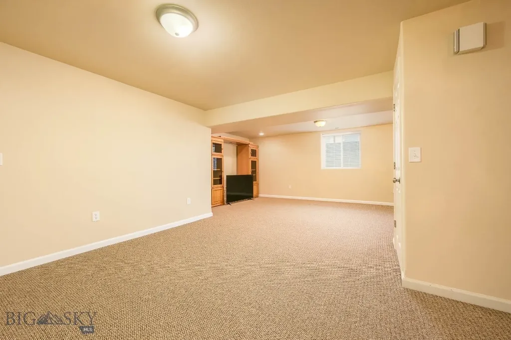 801 E 4th Street Laurel MT 59044