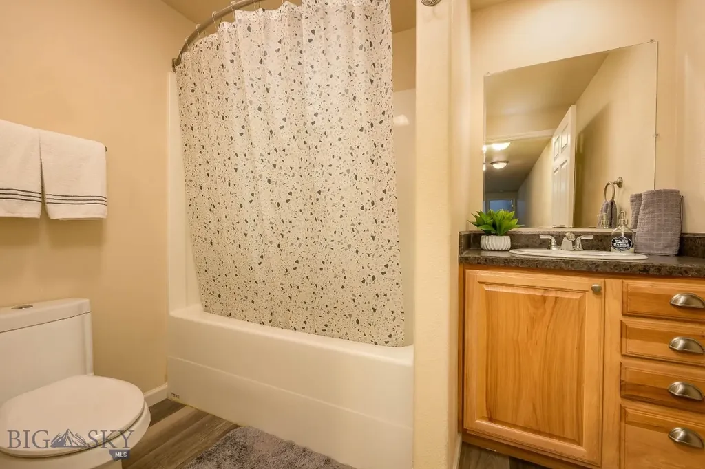 801 E 4th Street Laurel MT 59044
