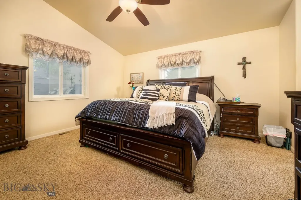 801 E 4th Street Laurel MT 59044