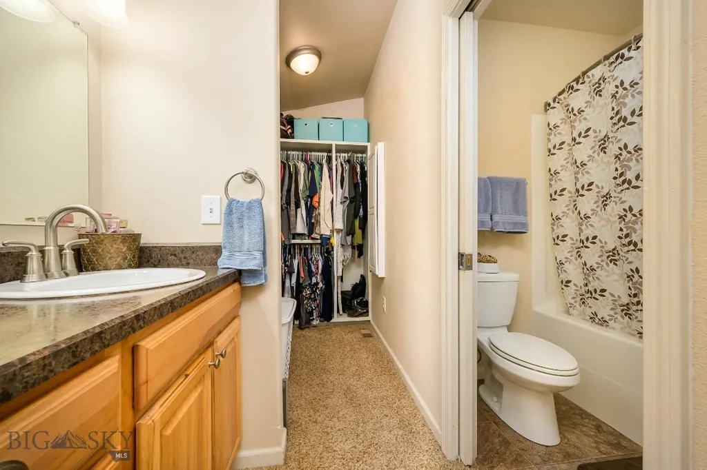 801 E 4th Street Laurel MT 59044