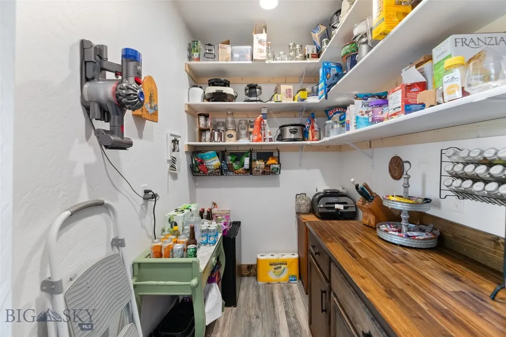 56 Sky View Drive Ennis MT 59729