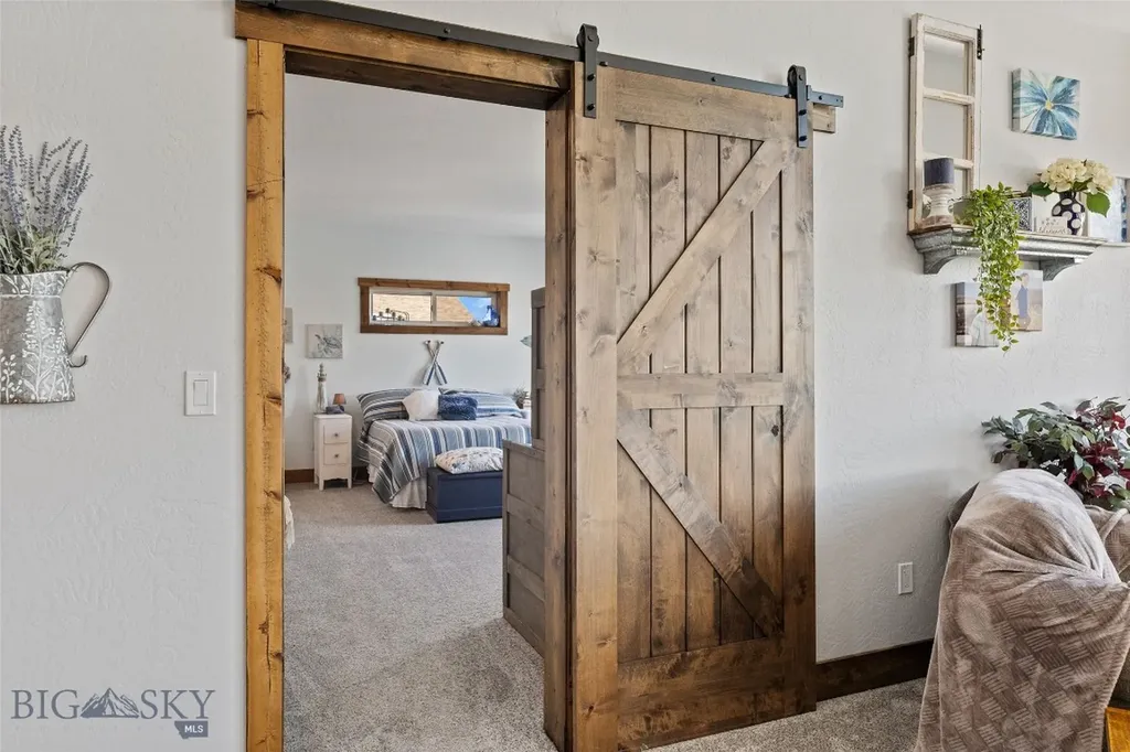 56 Sky View Drive Ennis MT 59729
