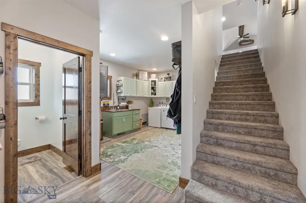 56 Sky View Drive Ennis MT 59729