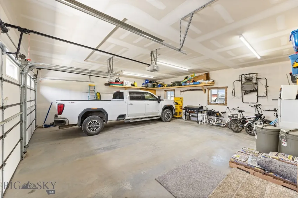 56 Sky View Drive Ennis MT 59729