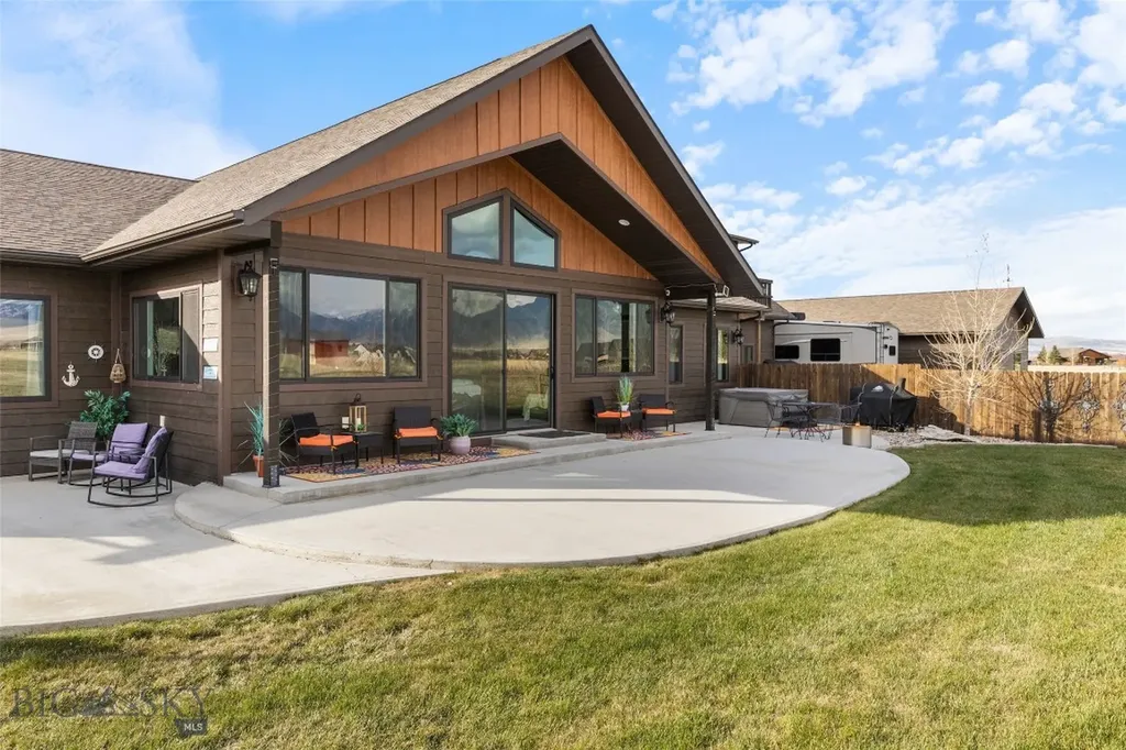 56 Sky View Drive Ennis MT 59729