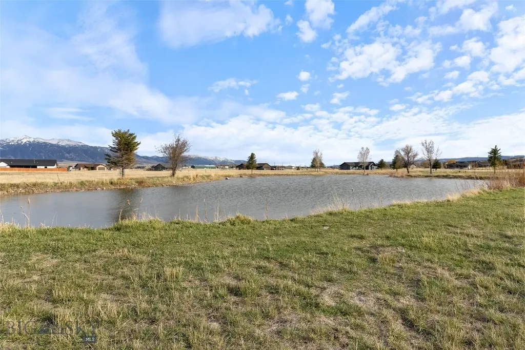 56 Sky View Drive Ennis MT 59729