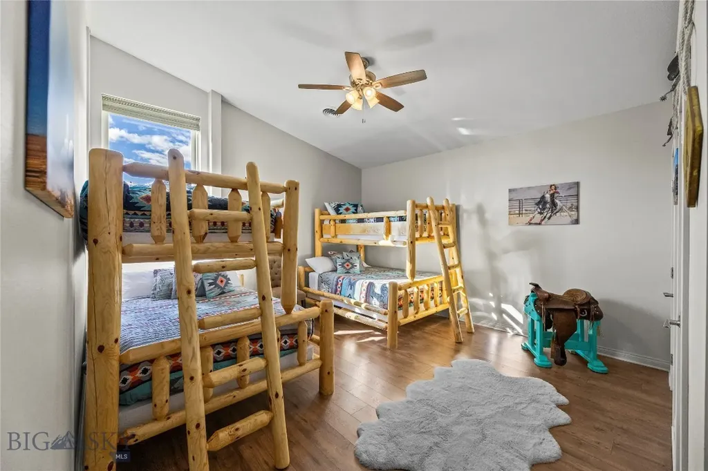 550 Old Yellowstone Trail S Gardiner MT 59030
