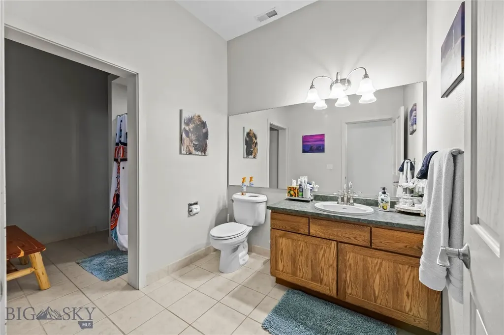 550 Old Yellowstone Trail S Gardiner MT 59030