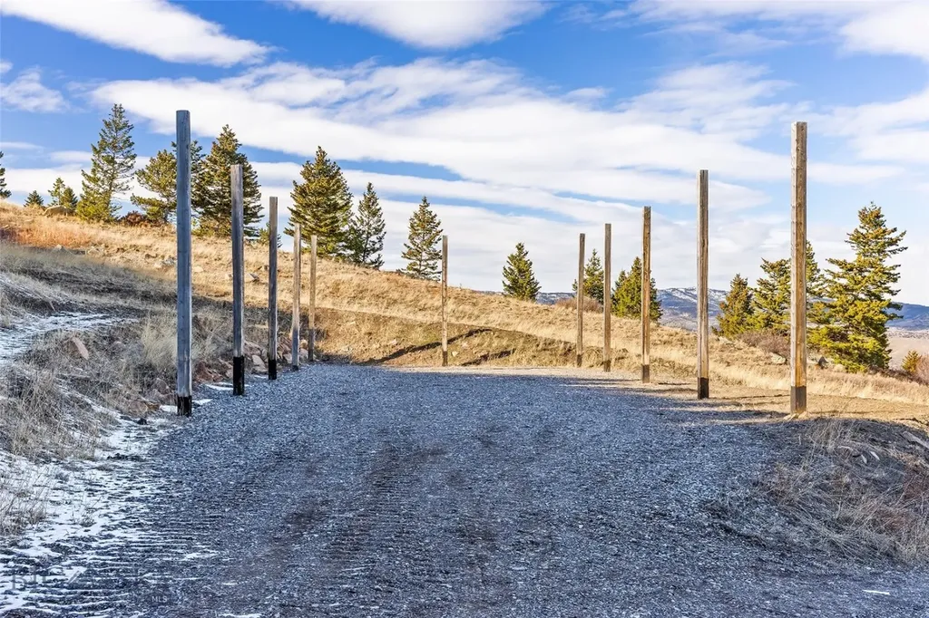 Tbd Elk Meadows Livingston MT 59047