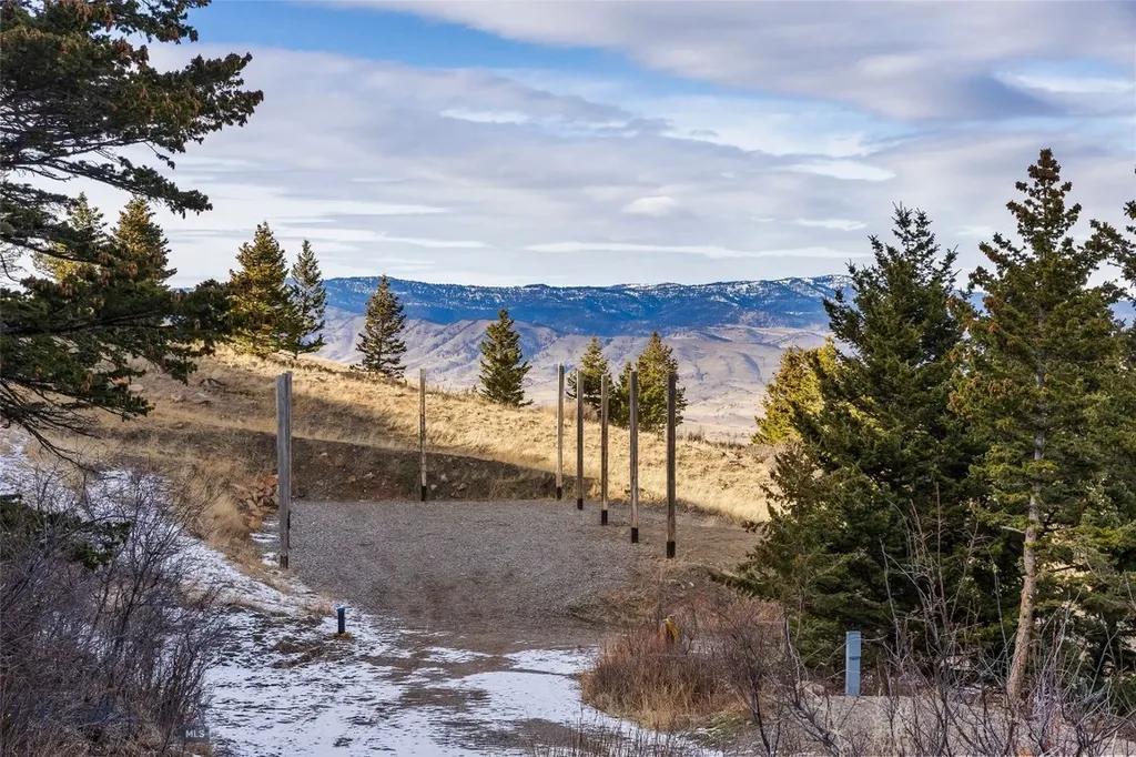 Tbd Elk Meadows Livingston MT 59047