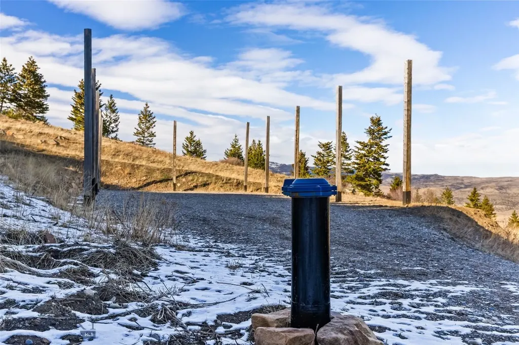 Tbd Elk Meadows Livingston MT 59047