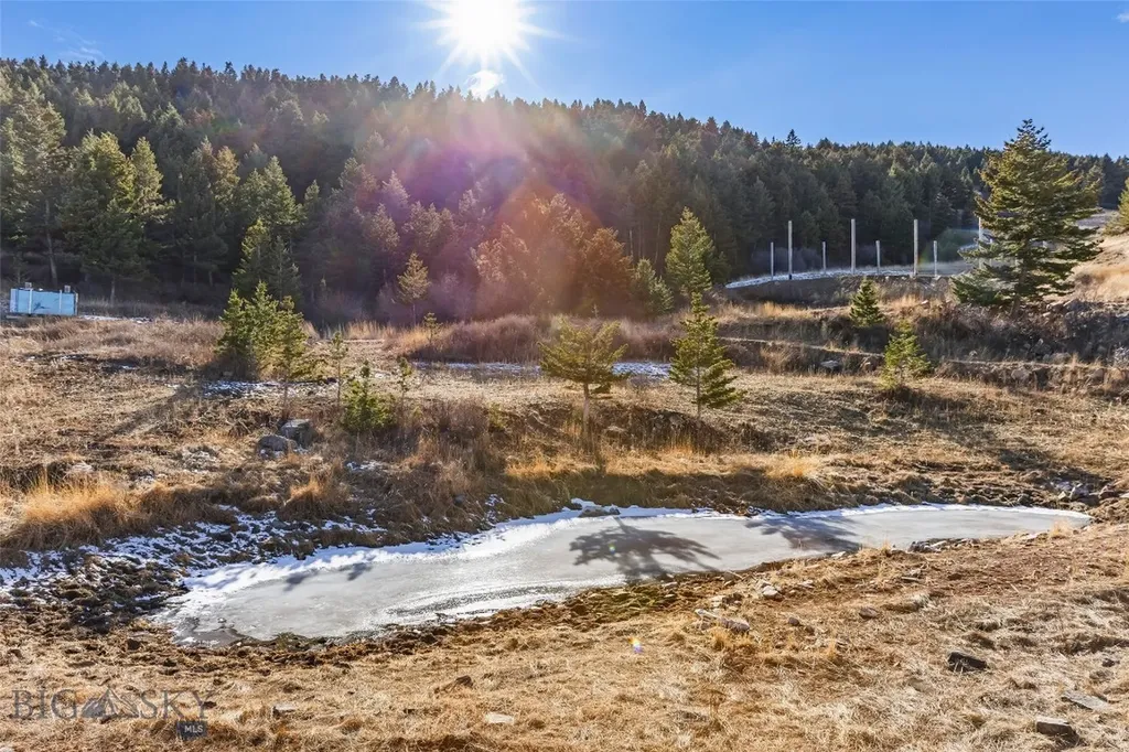 Tbd Elk Meadows Livingston MT 59047