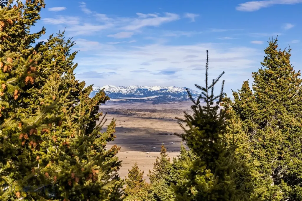 Tbd Elk Meadows Livingston MT 59047