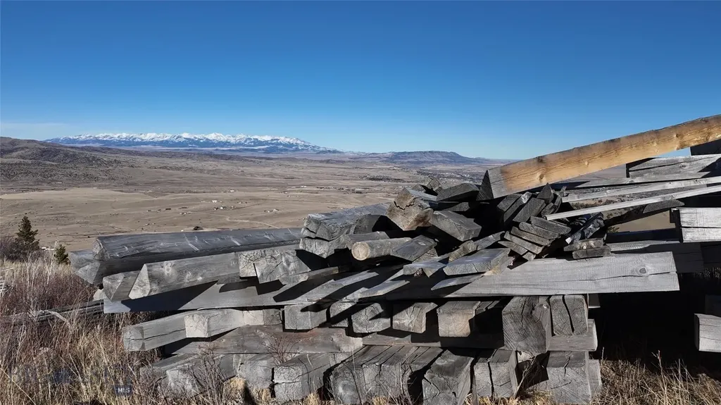 Tbd Elk Meadows Livingston MT 59047