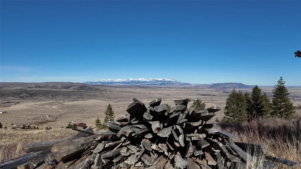 Tbd Elk Meadows Livingston MT 59047