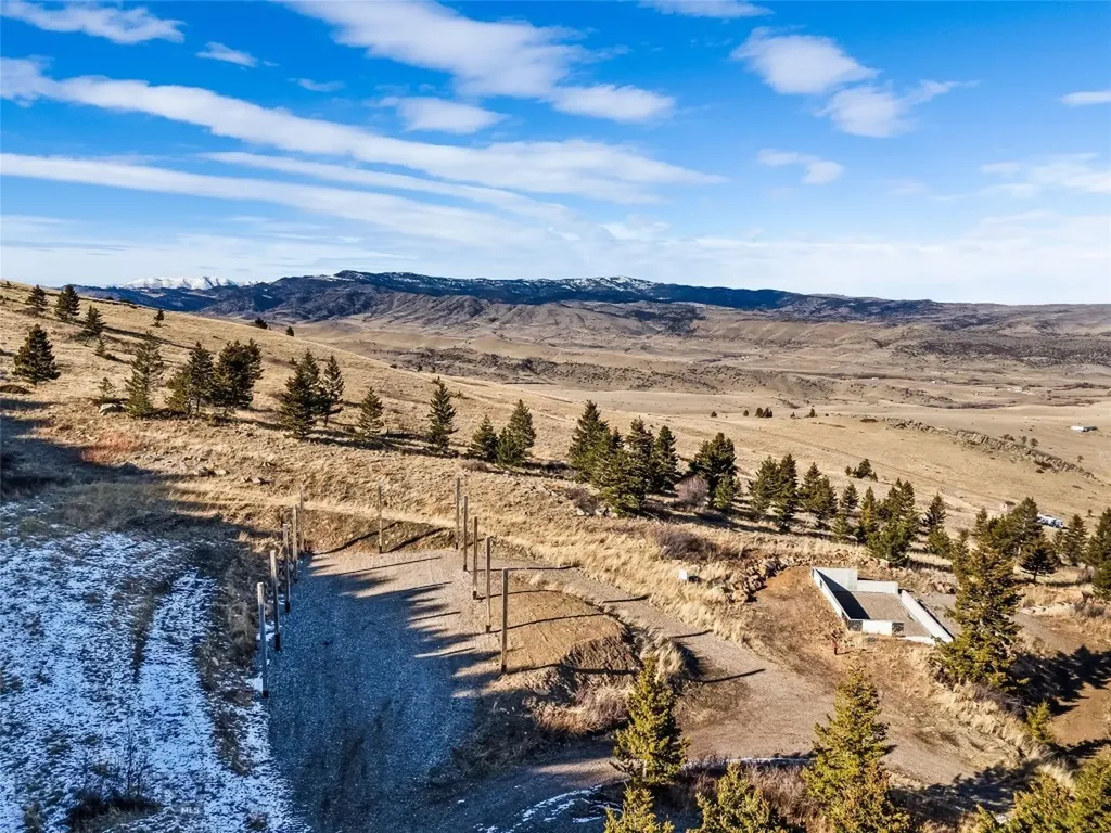 Tbd Elk Meadows Livingston MT 59047