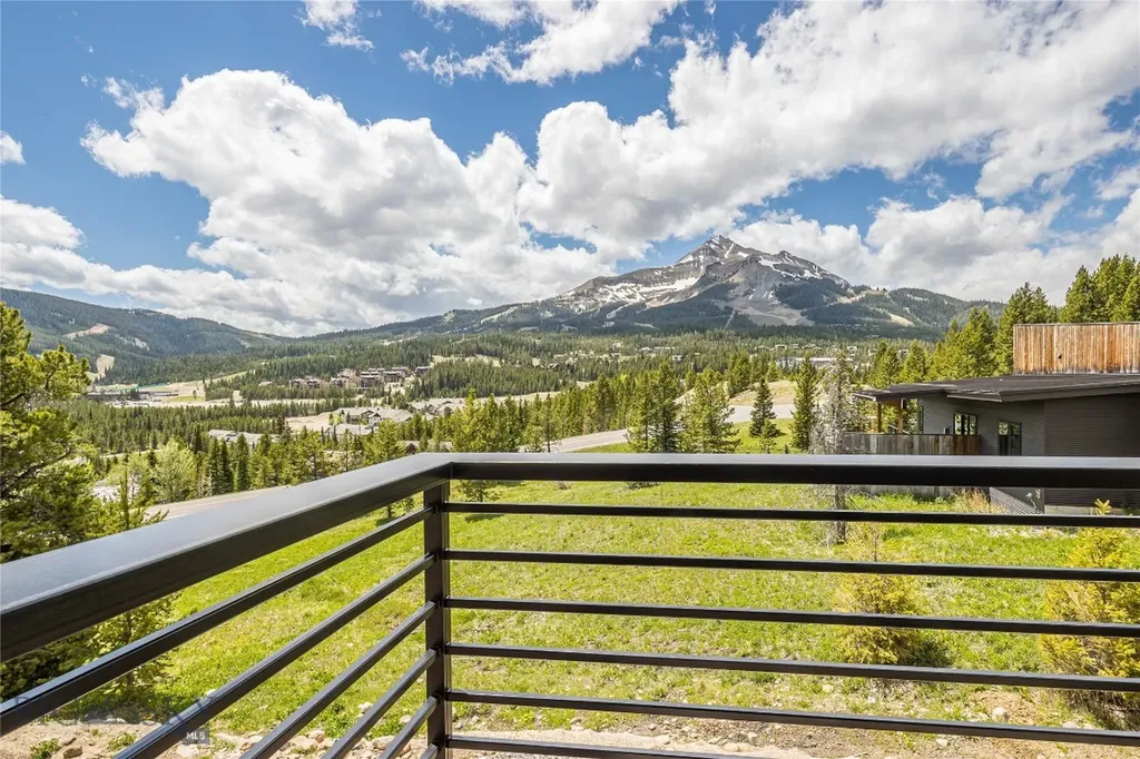 8 Washaki Road Big Sky MT 59716