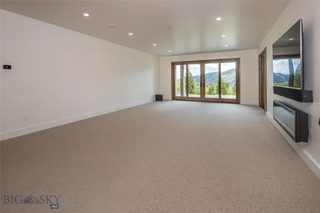 8 Washaki Road Big Sky MT 59716