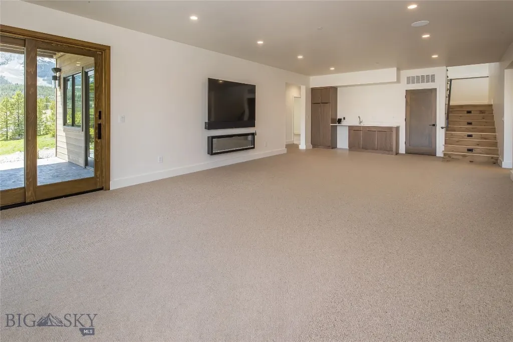 8 Washaki Road Big Sky MT 59716