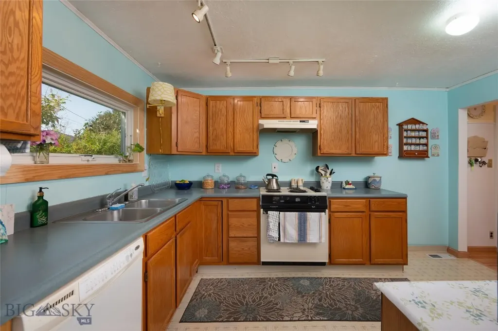411 S 12th Street Livingston MT 59047