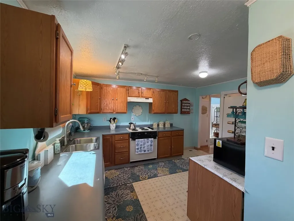 411 S 12th Street Livingston MT 59047