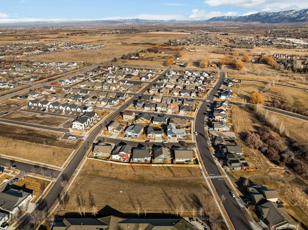 Tbd Hunters Way Or Windward Bozeman MT 59718