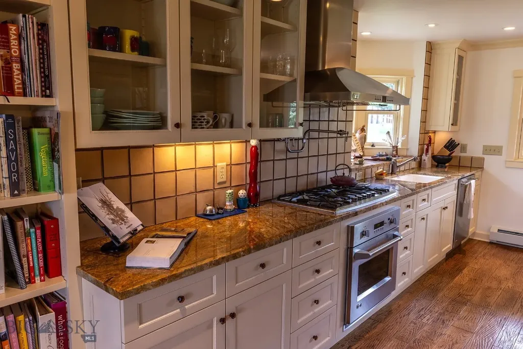91 Porcupine Road Wilsall MT 59086