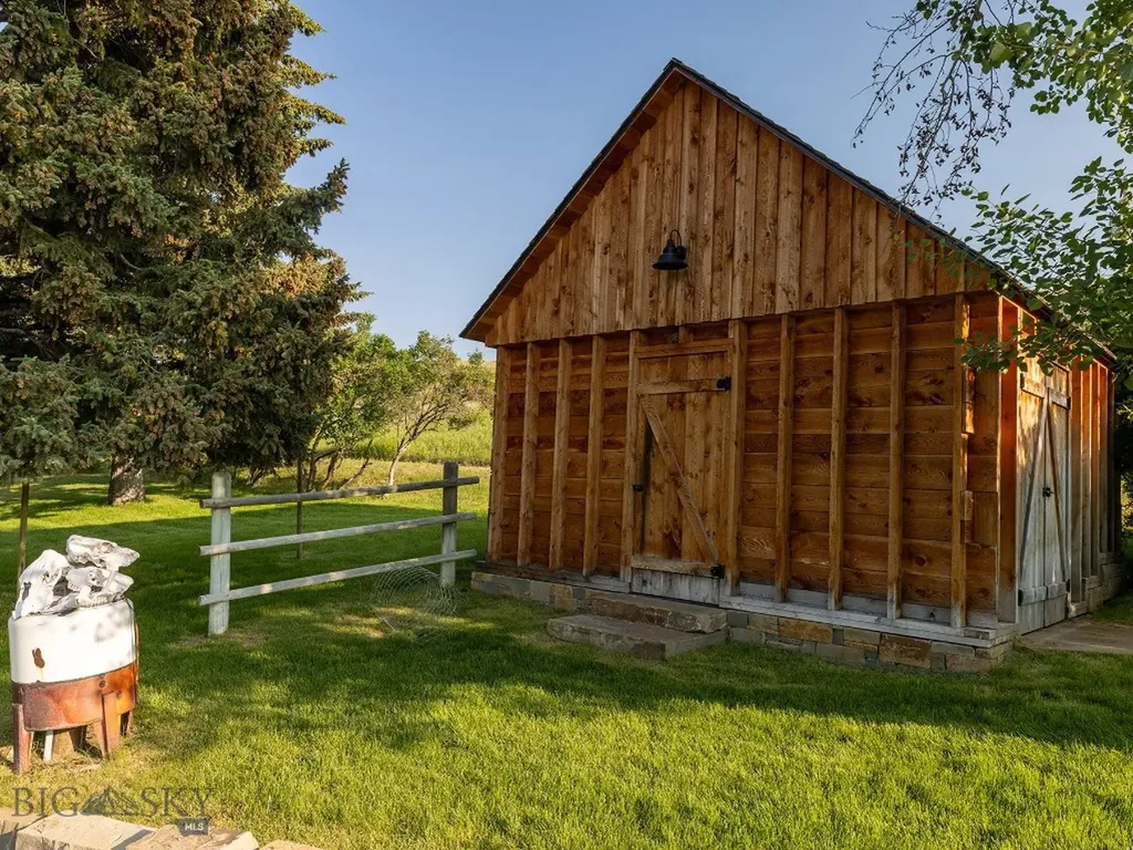 91 Porcupine Road Wilsall MT 59086