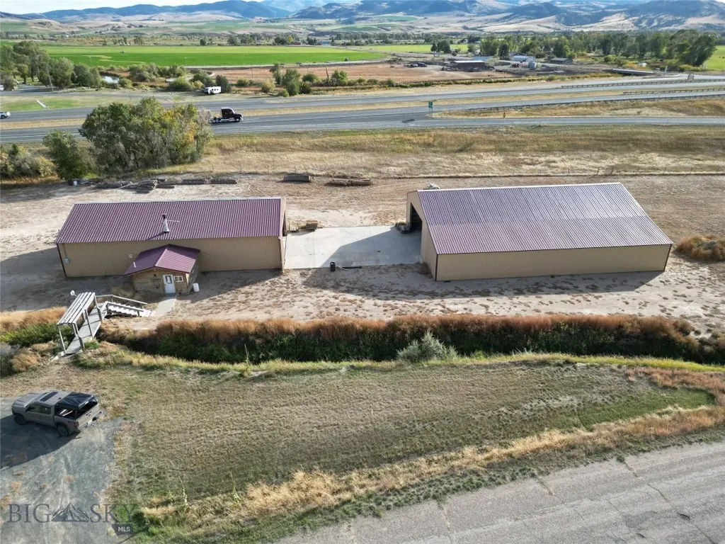 14 Old Mount Highway 10 Cardwell MT 59721