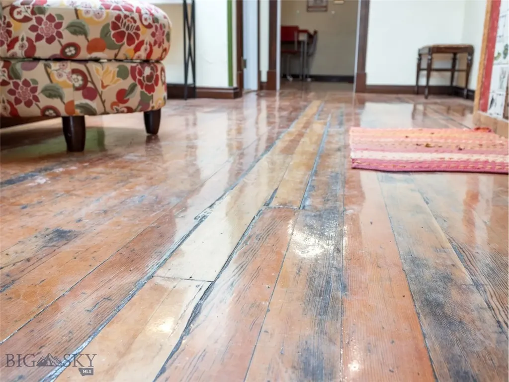 108 N 2nd Street Livingston MT 59047