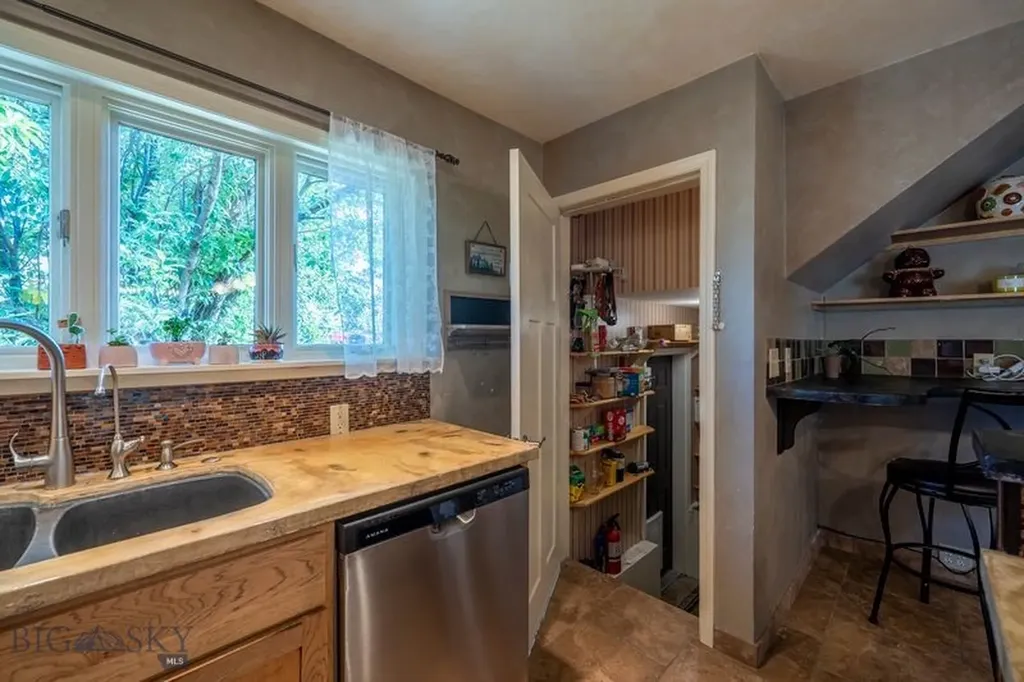 302 Ordway Street S Wilsall MT 59086
