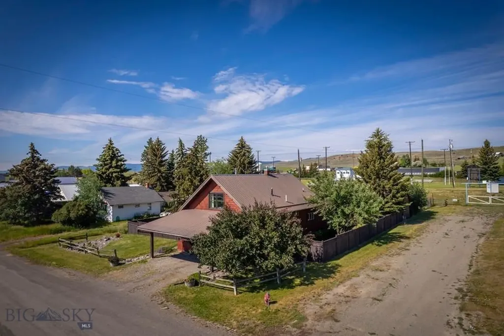 302 Ordway Street S Wilsall MT 59086