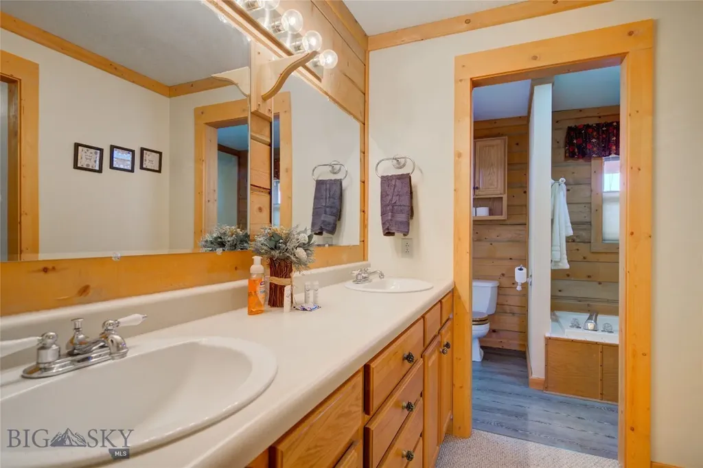 13 Coachman Lane Mcallister MT 59740