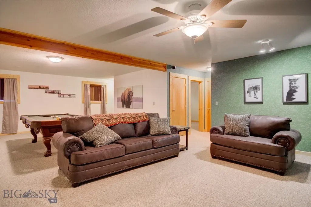 13 Coachman Lane Mcallister MT 59740