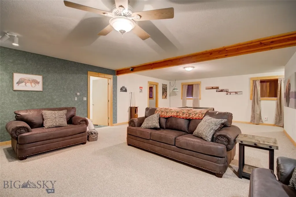13 Coachman Lane Mcallister MT 59740