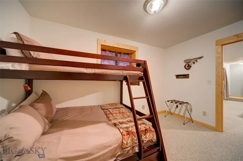 13 Coachman Lane Mcallister MT 59740