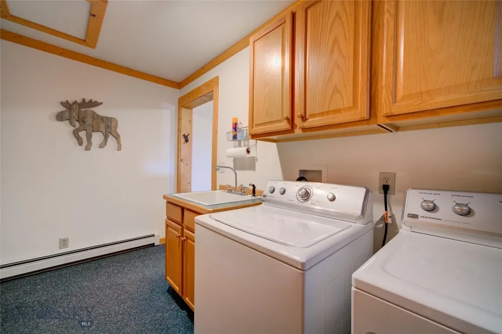 13 Coachman Lane Mcallister MT 59740
