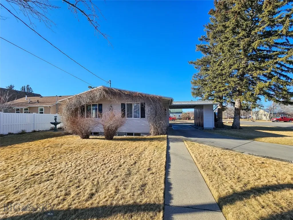 319 E 7th Avenue Big Timber MT 59011