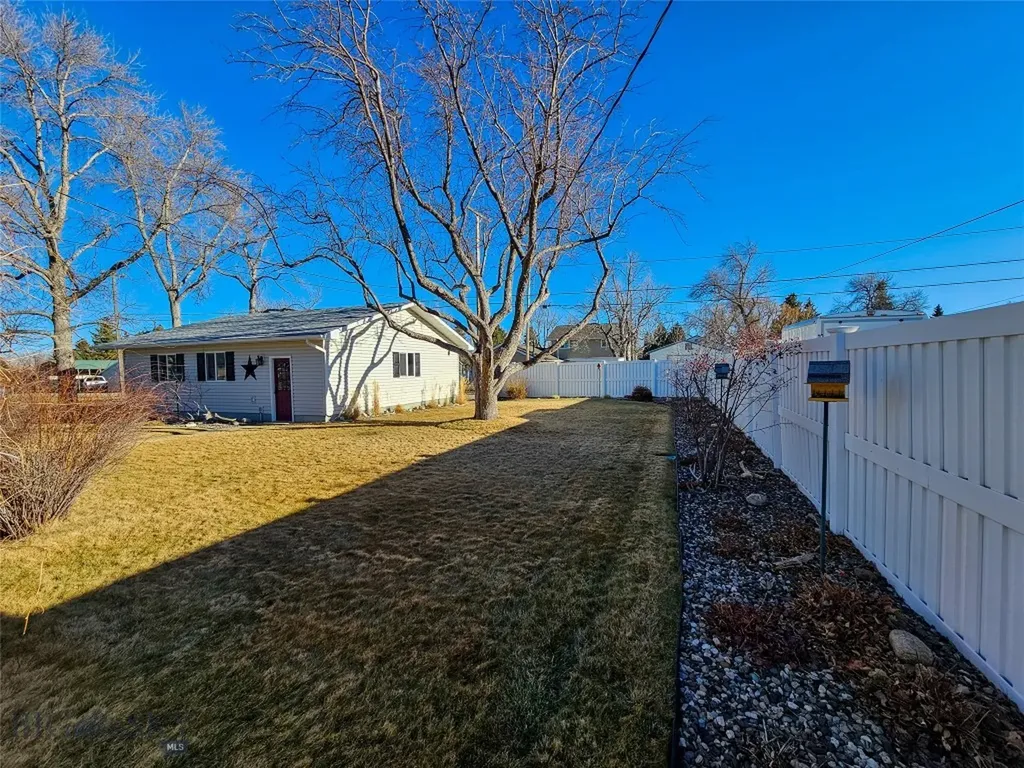 319 E 7th Avenue Big Timber MT 59011