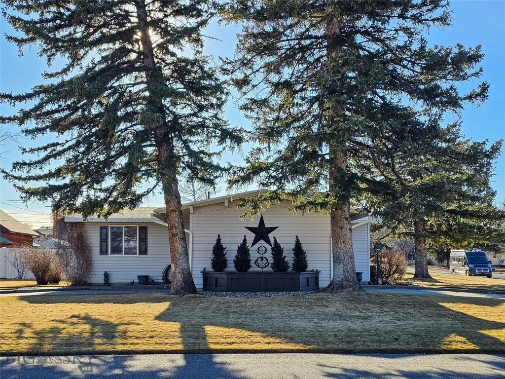 319 E 7th Avenue Big Timber MT 59011