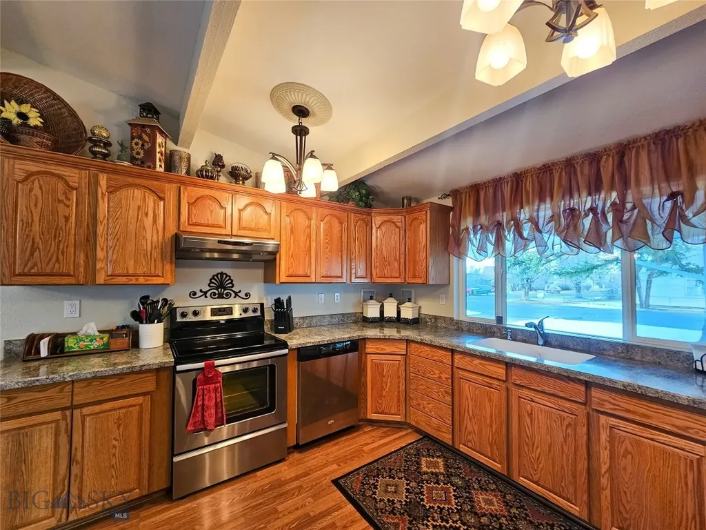 319 E 7th Avenue Big Timber MT 59011