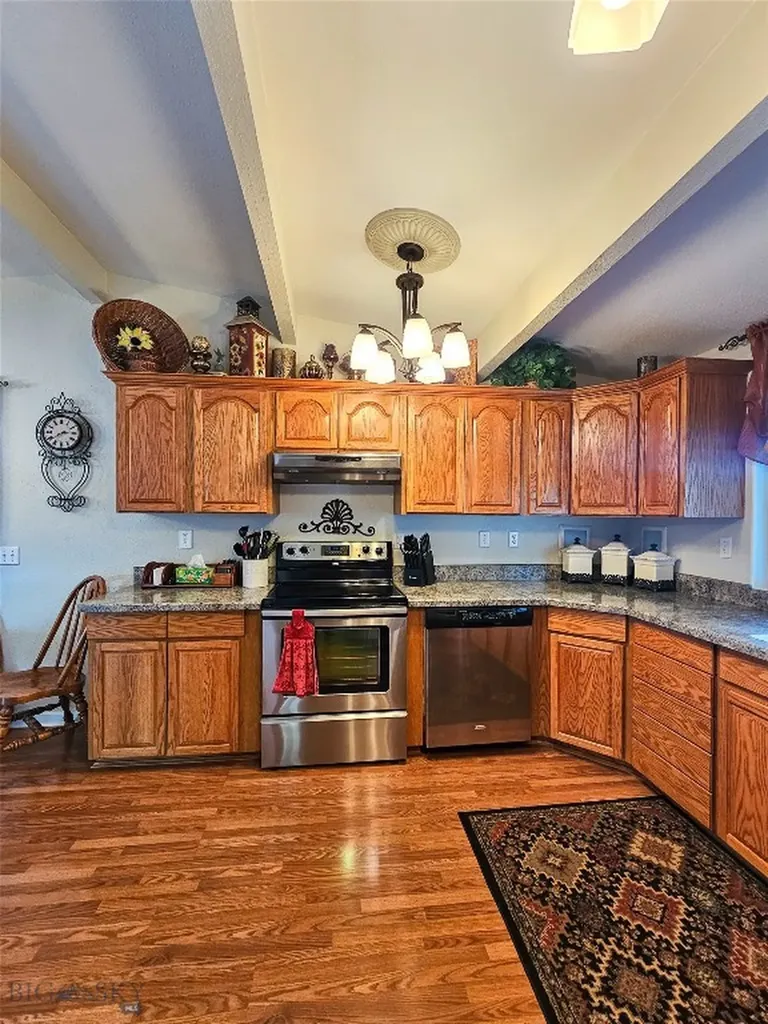 319 E 7th Avenue Big Timber MT 59011