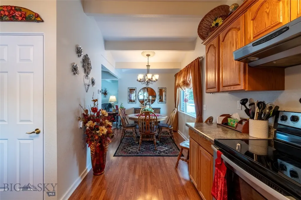319 E 7th Avenue Big Timber MT 59011